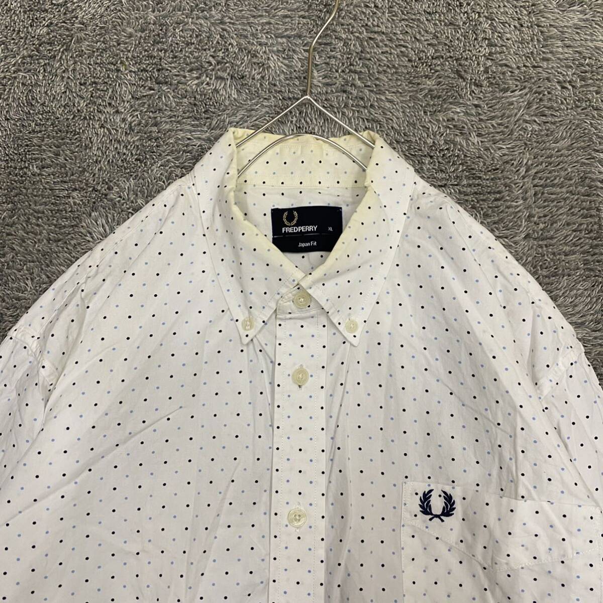 FRED PERRY フレッドペリー 長袖シャツ ボタンダウンシャツ サイズXL ホワイト 白 メンズ トップス 最落なし （H18）_画像3