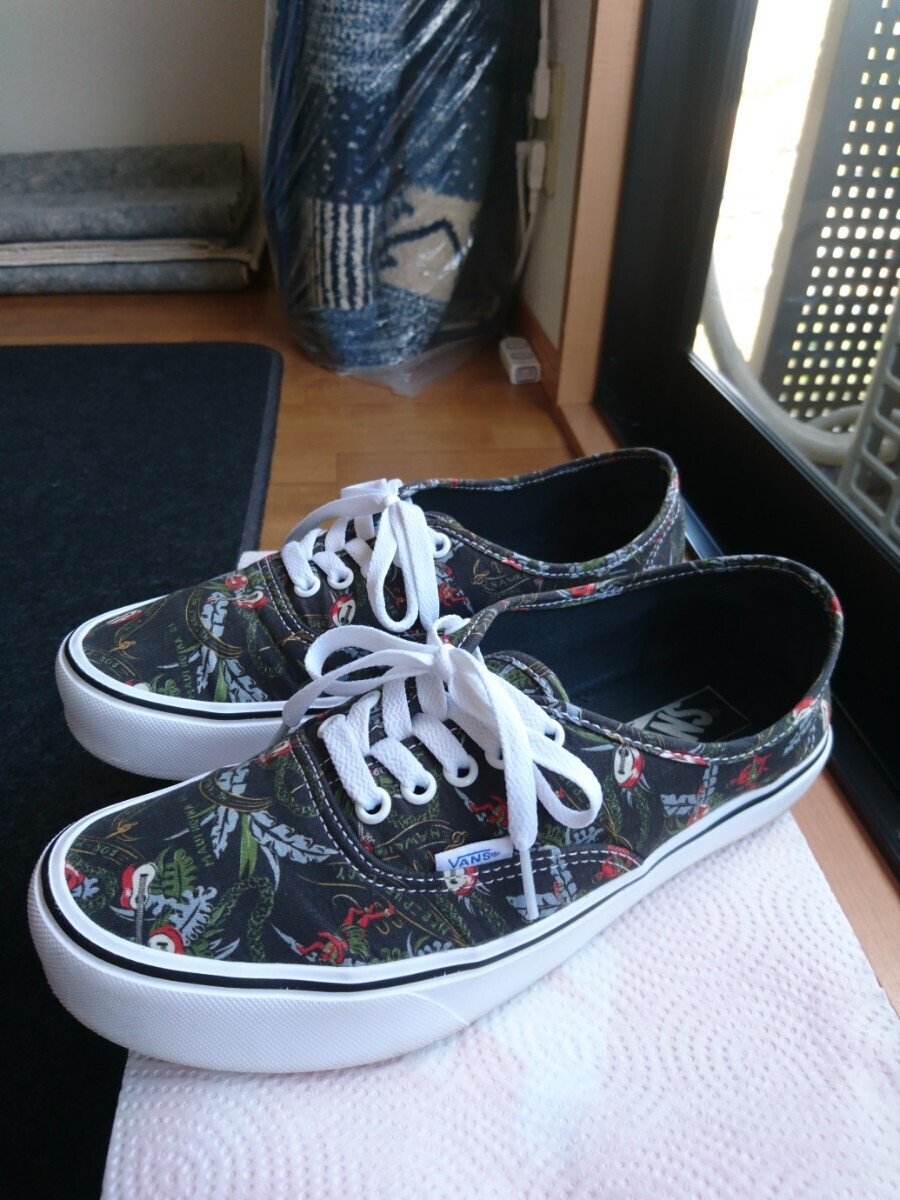 VANS ボタニカル柄 × ギター authentic 軽量 スニーカー 25.5 7.5_画像2