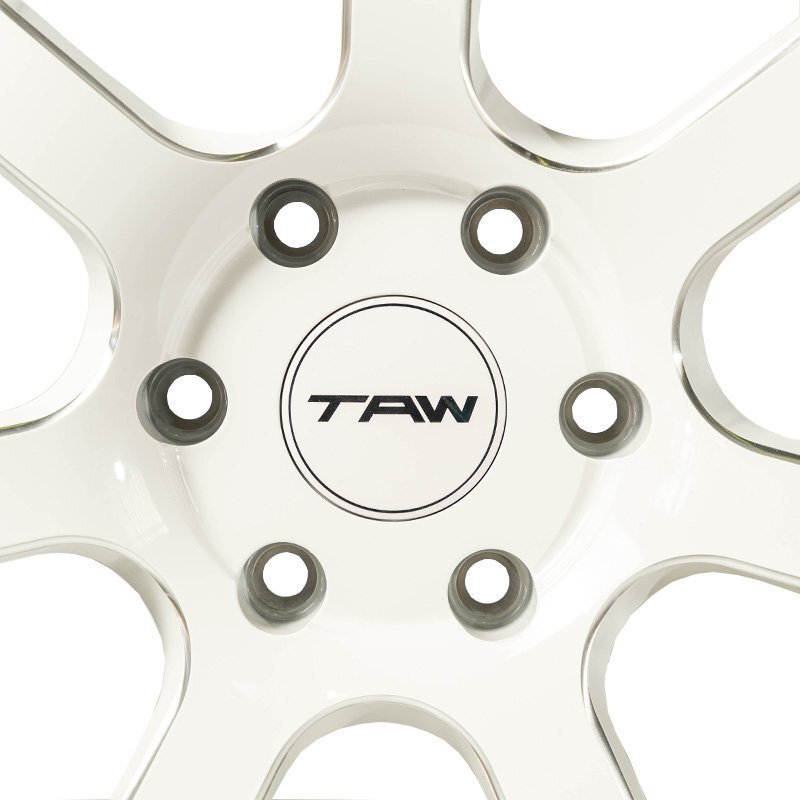 数量限定 \1スタート 200系ハイエース ホイール TAW Styling6 18X8.0J +37 6H139.7 パールホワイト/リム＆エッジマシニング ホイール4本セの画像6