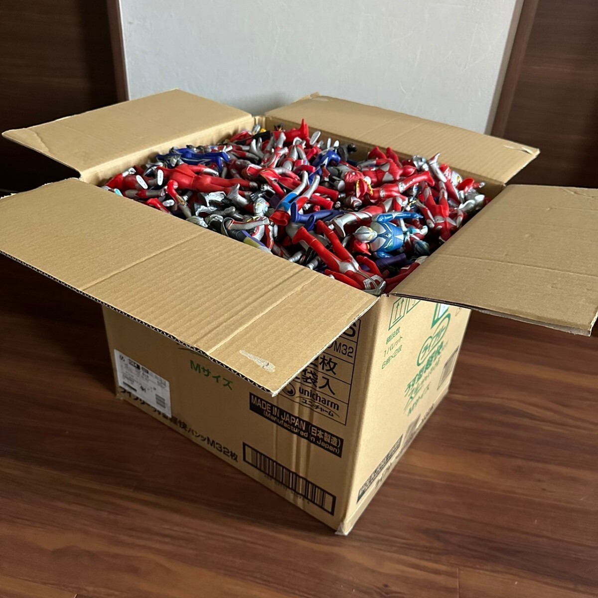 Yahoo!オークション - ウルトラマン まとめ売り ソフビ 変身 Yahoo!オークション - ウルトラマン まとめ売り ソフビ 変身
