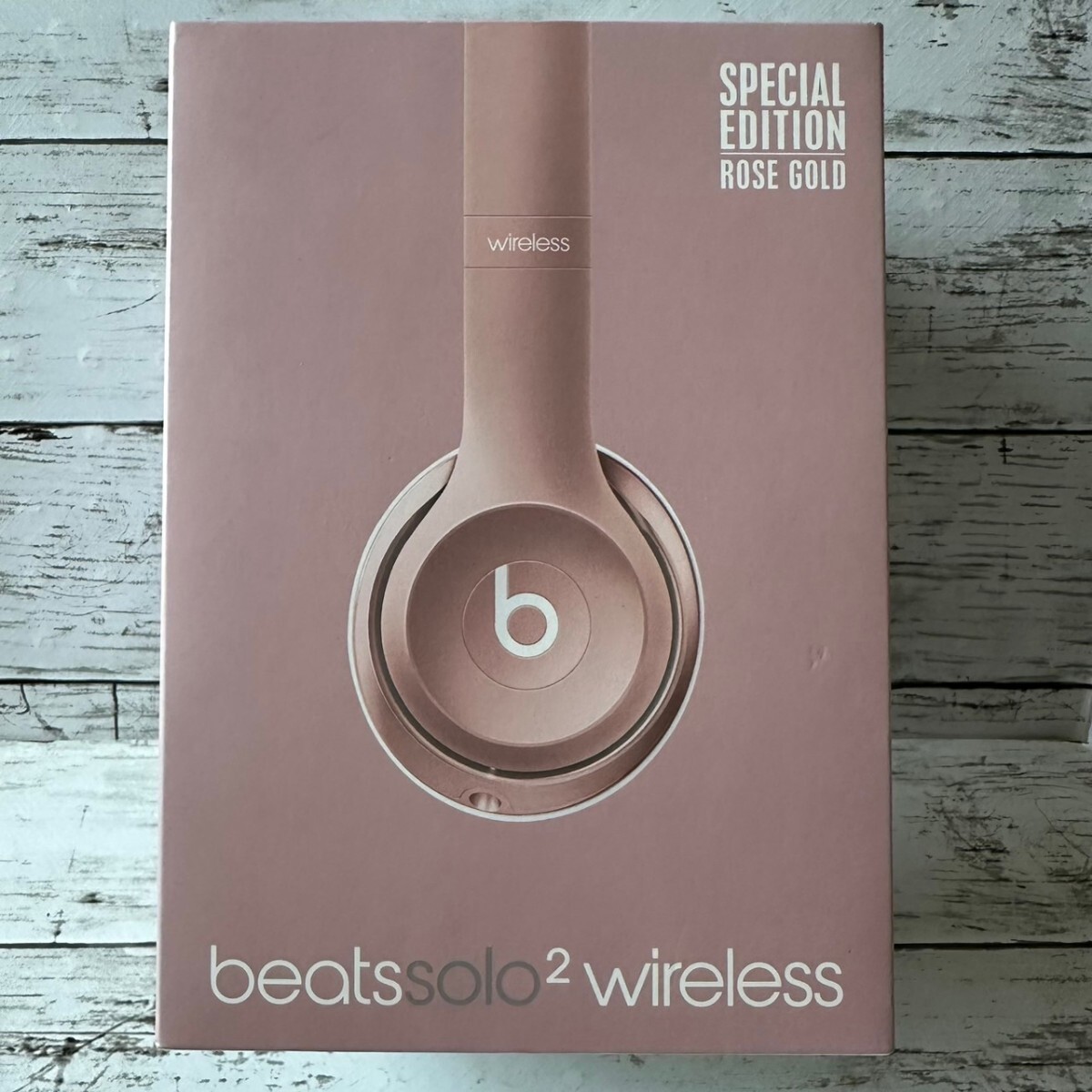 新品 beats ヘッドホンSOLO2 WIRELESS ROSE GOLD