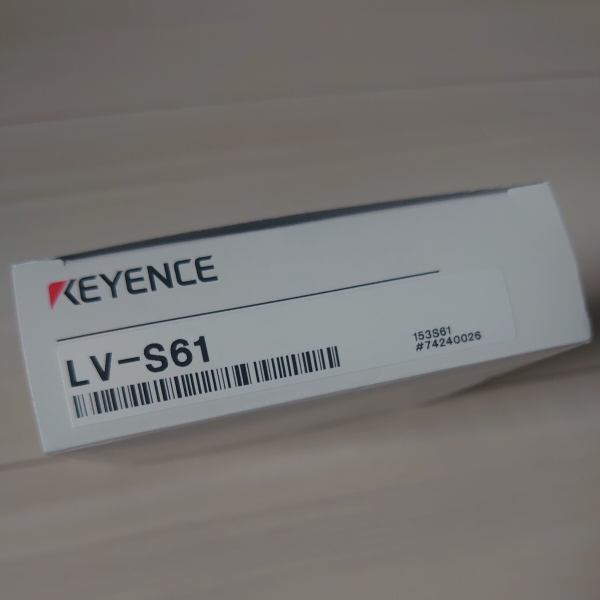 KEYENCE LV-S61 センサー