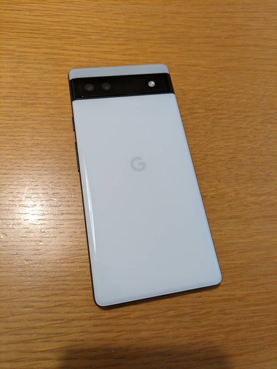 【超美品】 Google Pixel 6a chalk 白 SIMフリー おまけつき softbank購入の画像4