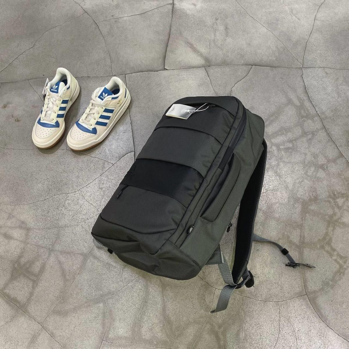 ★アディダス ゴルフ adidas GOLF 新品 高級 ハイブリッド バックパック リュックサック ２WAY バッグ BAG[HC6171]六★QWER_画像7