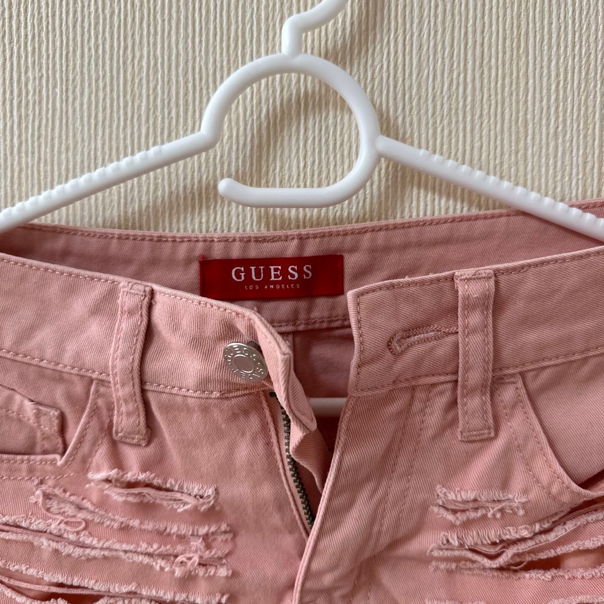 GUESS ショートパンツ ダメージデニム　ダメージパンツ