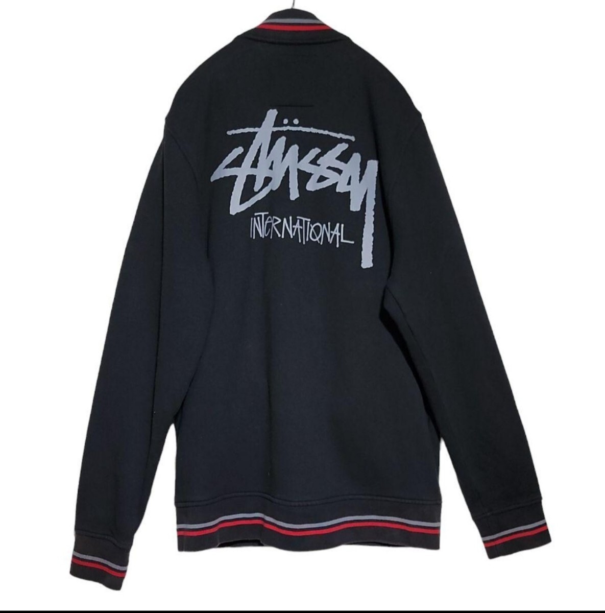 【STUSSY】ステューシー　スウェット　スタジャン　プリント　ビックロゴ　サイズL　ブラック_画像1