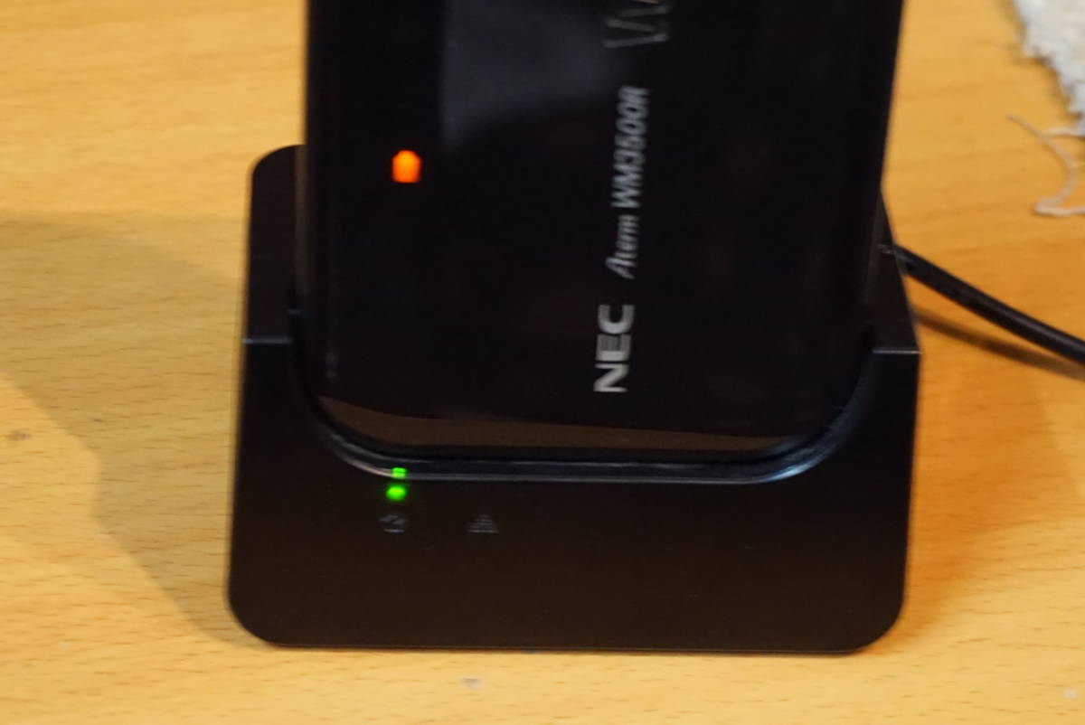 UQ WiMAX 携帯WiFiルーター WM3500R (NEC製) 4G 中古_画像5