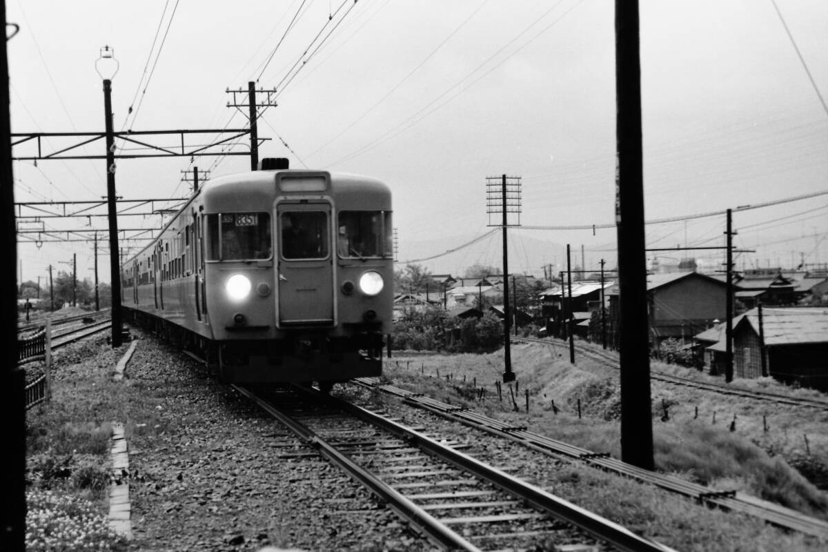 (B23)588 写真 古写真 鉄道 鉄道写真 ワム25245 小田急 小田急電鉄 上野駅 他 昭和36年頃 フィルム 変形 白黒 ネガ まとめて 6コマ の画像5