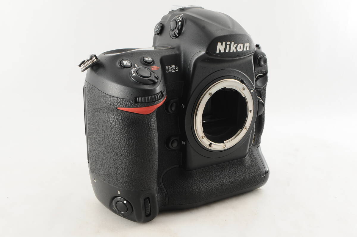 Nikon D3s ニコン デジタル一眼 ボディ ★付属品多数★S数7070回★動作確認済★_画像4