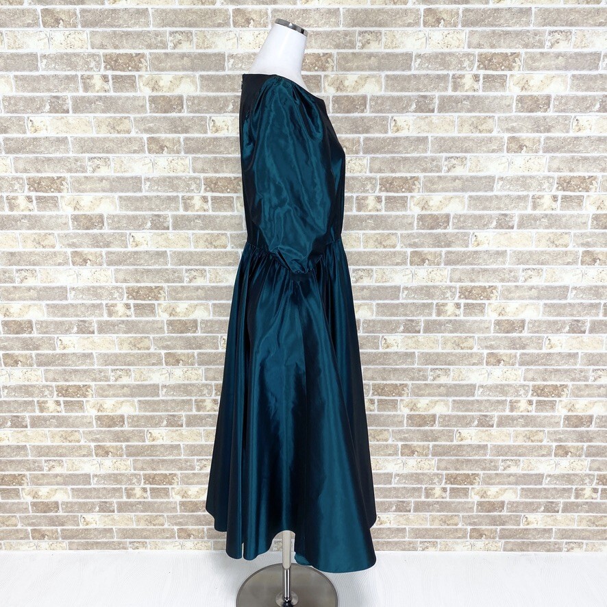 1円 ドレス LUIS ESTEVEZ ワンピース 13AR大きめサイズ 緑サテン系光沢 肩パット カラードレス キャバドレ 発表会 中古１９１８_画像3