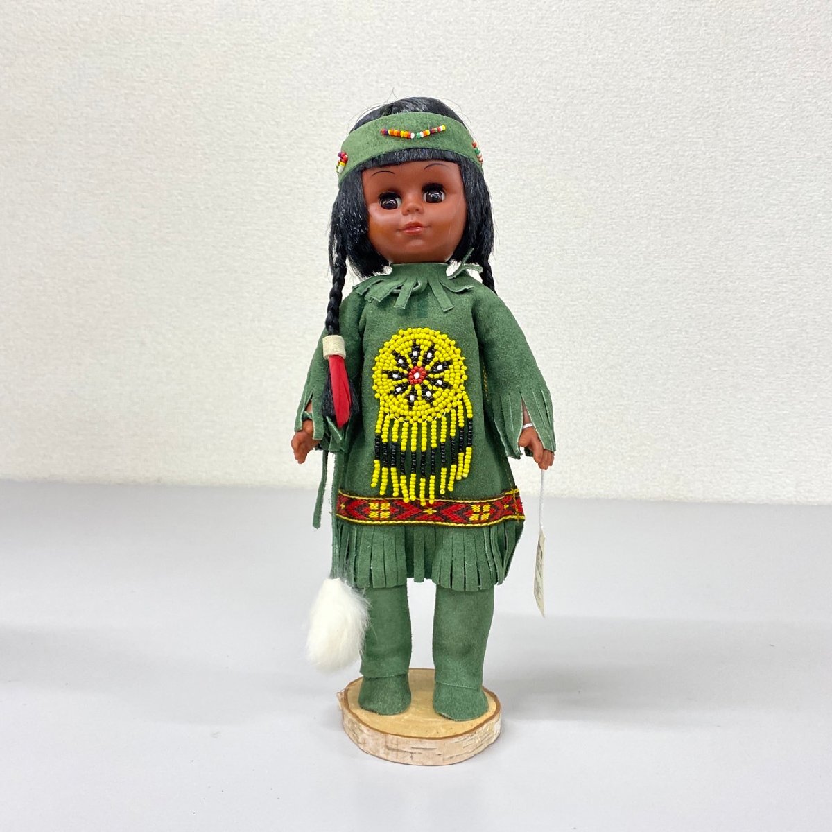 □民芸品・インテリア雑貨・人形　カナダ製「INDIAN DOLL」　全高約30cm　タグ付　/USED　δ□_画像1