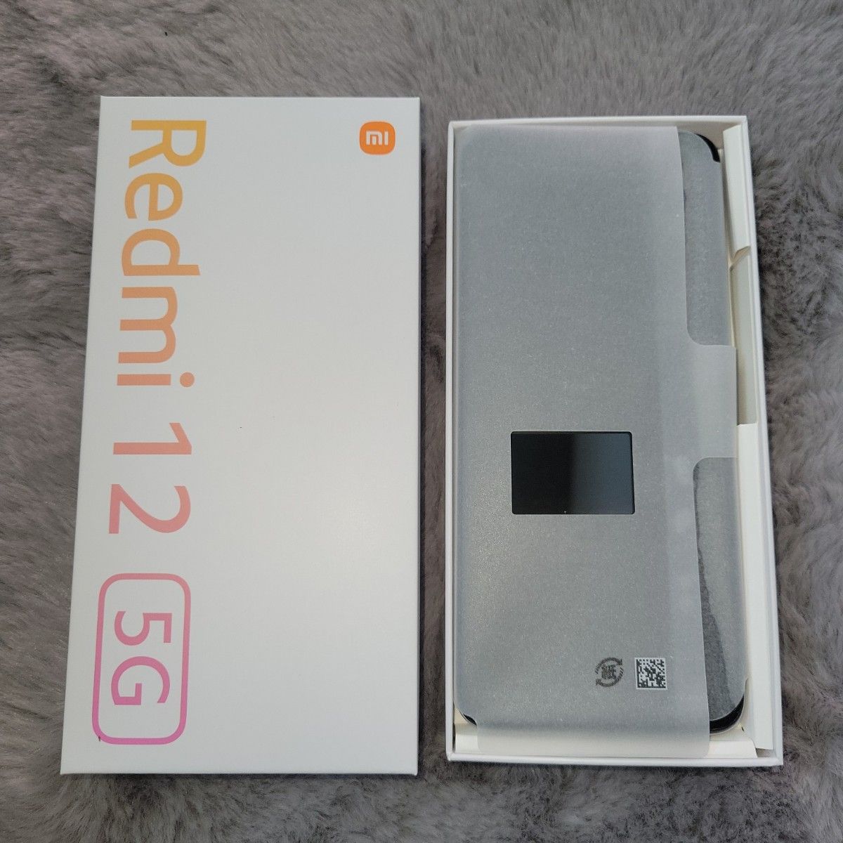 新品 未使用品  Xiaomi Redmi12 5G XIH03 6.8インチ ポーラシルバー 4GB+128GB  即日発送可能