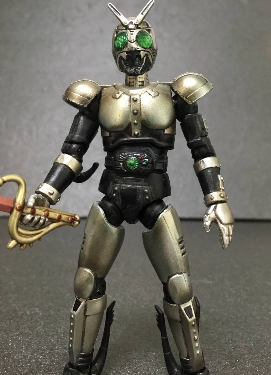 ★SHODO 掌動 シャドームーン カスタム リペイント品 仮面ライダーブラック 食玩 フィギュア 中古品_画像2