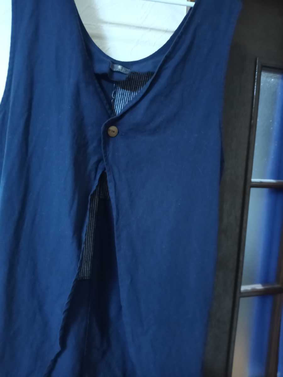 舞夢　エプロン　中古美品　濃藍色xパッチ　ひざ丈　胸当てエプロン　後ろボタン1で着やすい　地味カワイイ_画像5