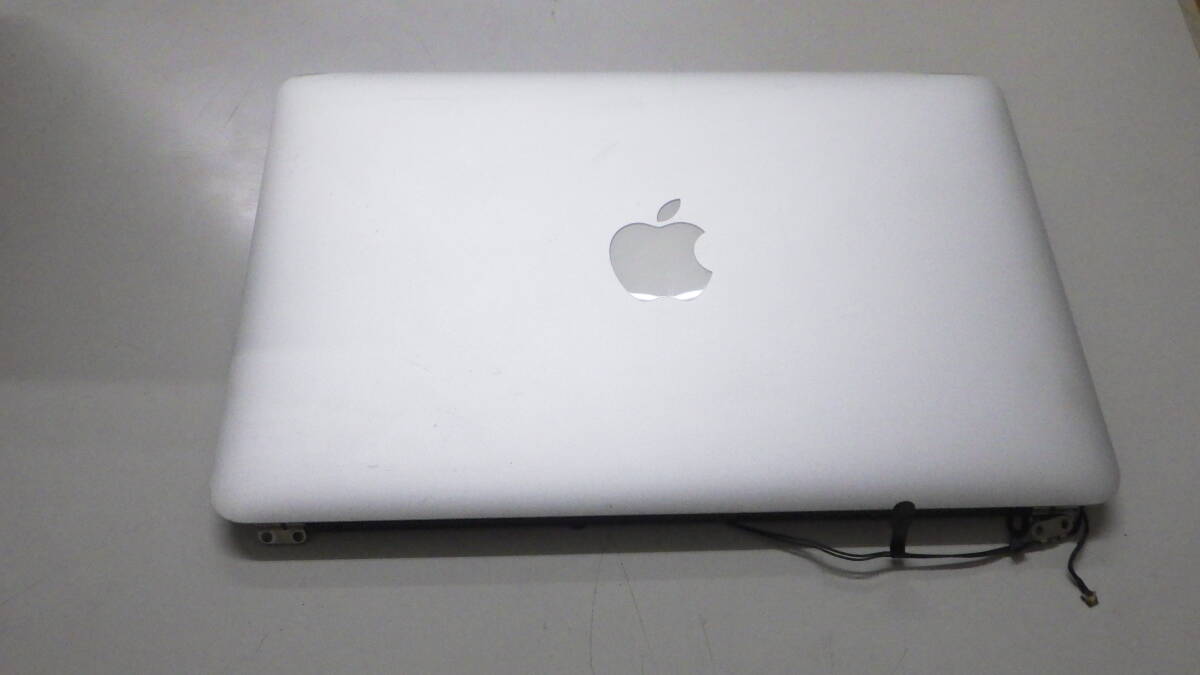 Apple MacBook Air Late2010 A1370 LCD上半部　11インチ液晶パネル シルバー　中古動作品_画像2