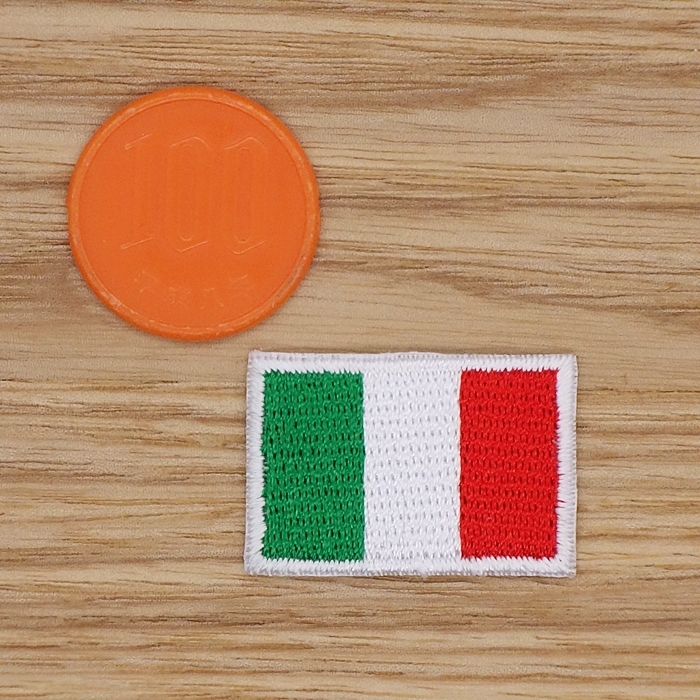 【Ｓサイズ】アイロンワッペン NO.23 国旗 イタリア イタリア国旗 アップリケ 【郵便定形】_Ｓサイズです。