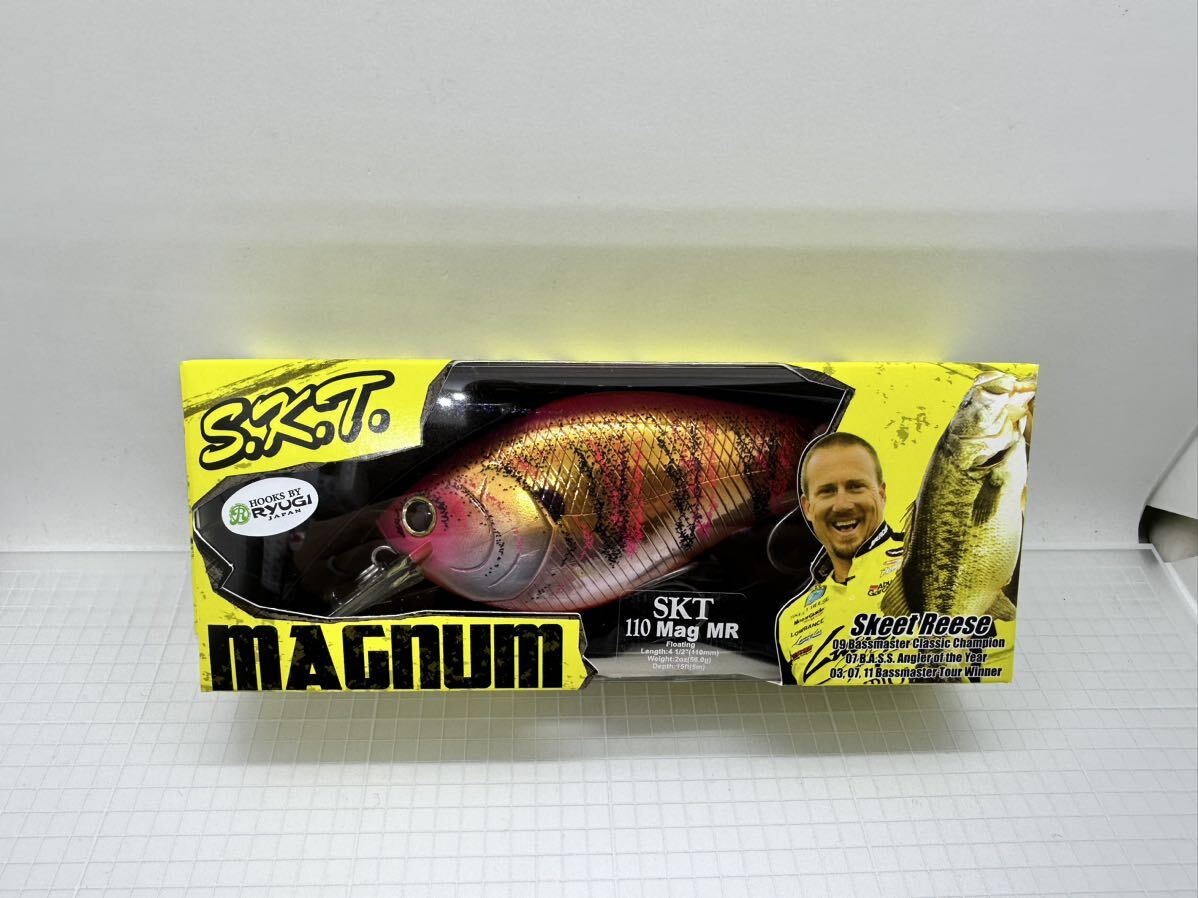 ＊新品未使用＊ 非売品 ラッキークラフト SKT MAGNUM 110Mag MR ルアマガ 桃キンクロ マグナムクランク ルアー バス レア シークレット_画像1