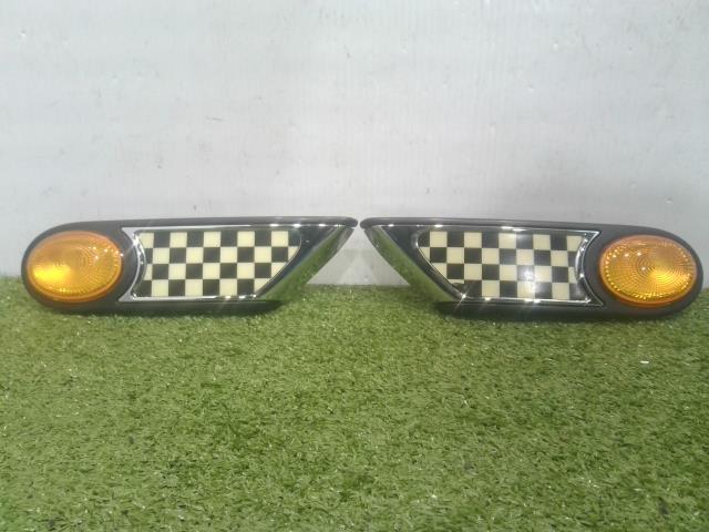 BMW MINI Mini Cooper R55 R56 R57 side s cut ru side marker checker check pattern left right set 