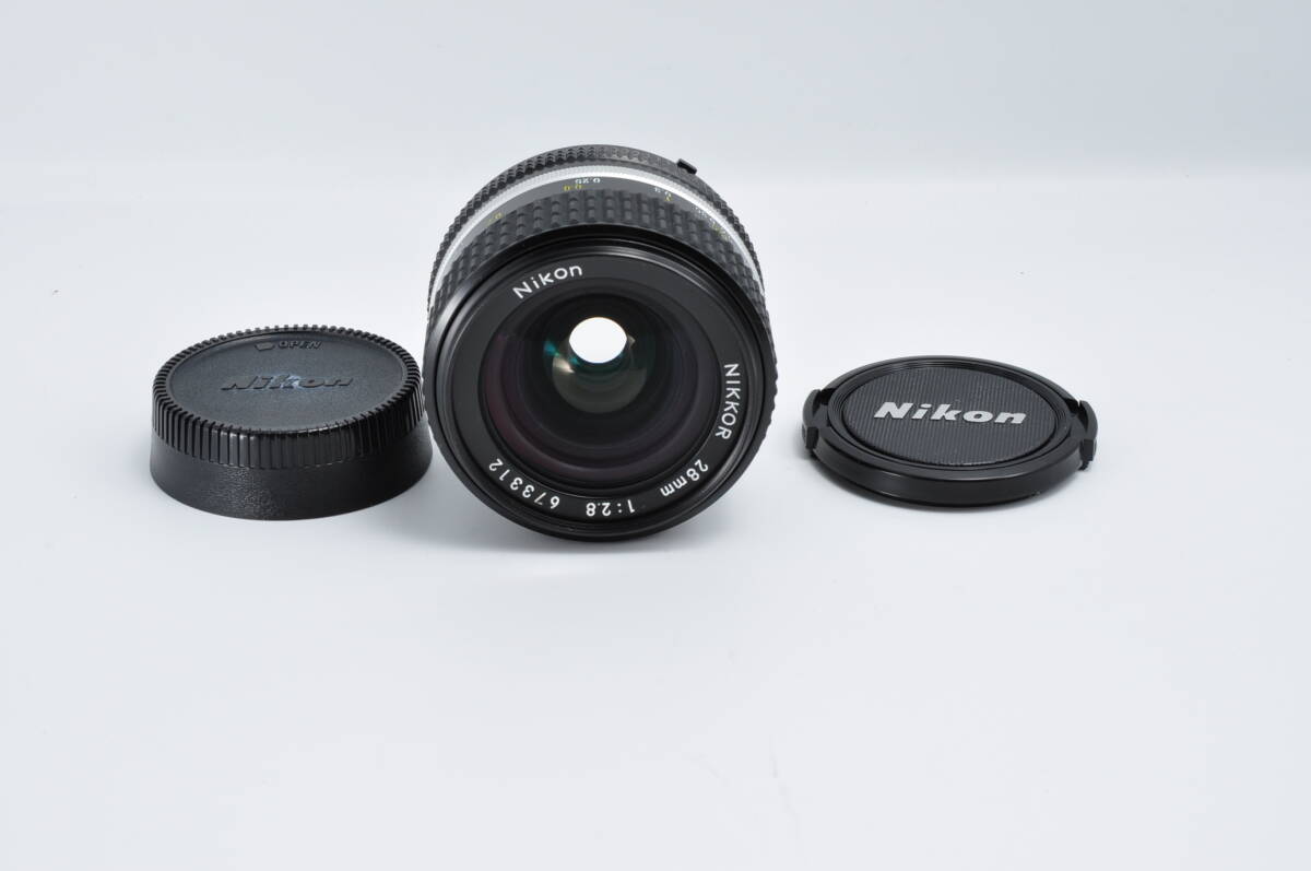【極上美品】Nikon ニコン Ai-s AIS NIKKOR 28mm F2.8 単焦点レンズ #0152_画像5