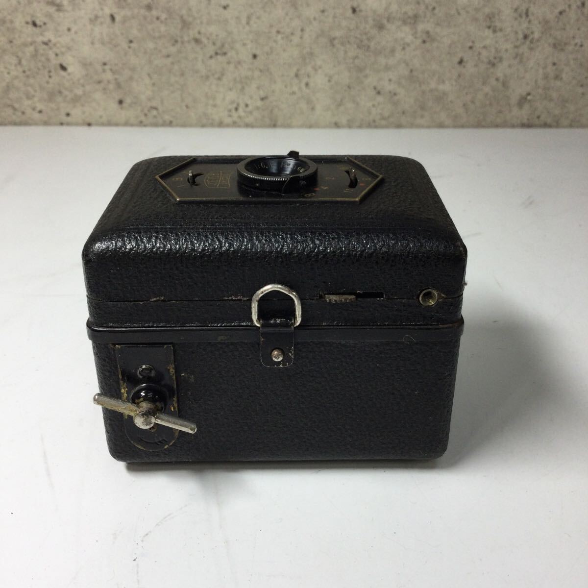 ◎【IBT ZEISS IKON 】Box tengor ボックスカメラ クラシックカメラ ビンテージ レトロ アンティーク レトロ 希少 レア 現状品の画像5