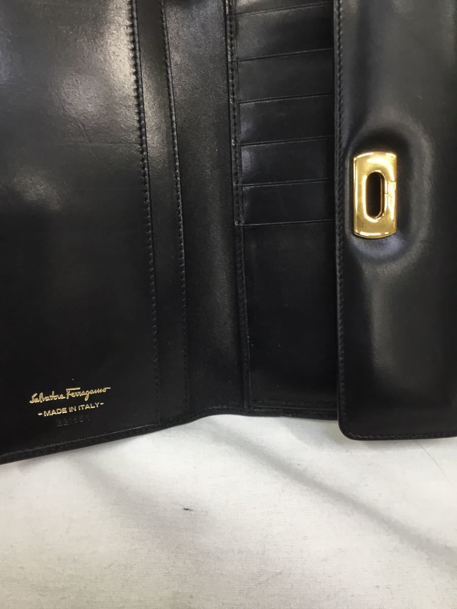 & Salvatore Ferragamo レザー ブラック 長財布 中古品　フェラガモ _画像4