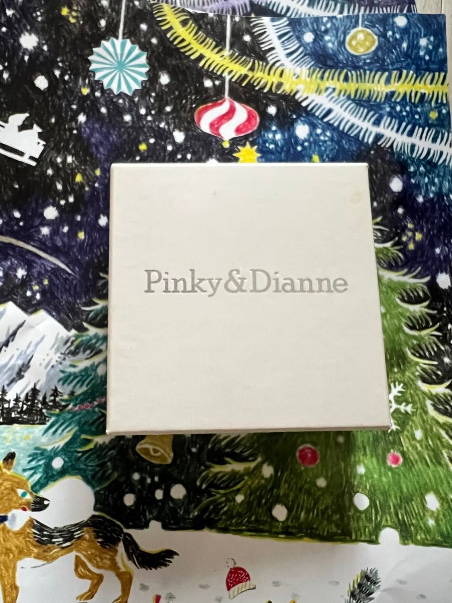 Pinky&Dianne ネックレス　未使用自宅保管です。箱に汚れあり、神経質な方はご遠慮ください