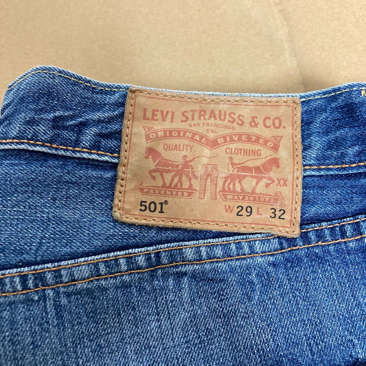 B-1259 Levi's リーバイス 501 デニムパンツ W29 ジーンズ ジーパン ブランクタブ_画像3