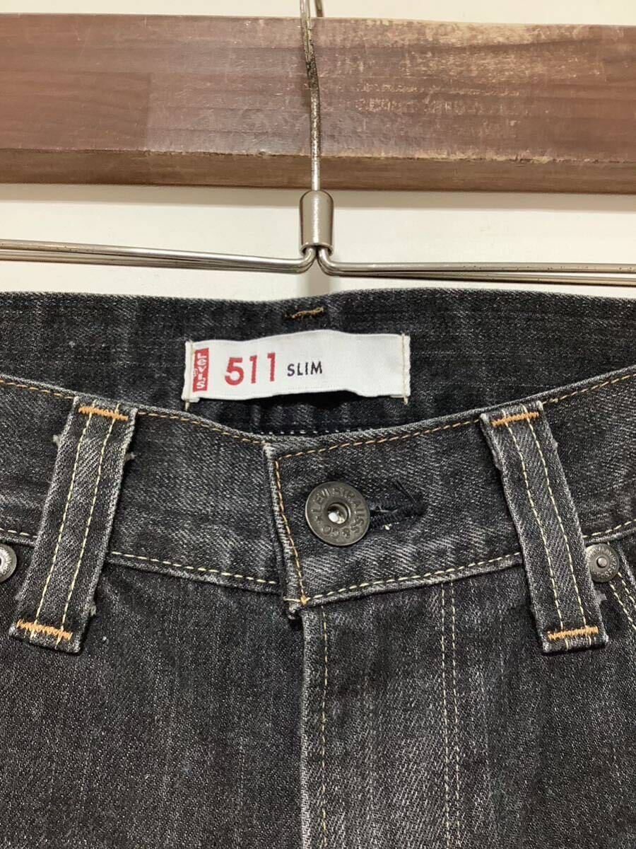 D-1274 Levi's リーバイス EU511 ブラックデニムパンツ ブラックジーンズ W32 ユーズド加工 スリム ジーパン 日本製_画像4