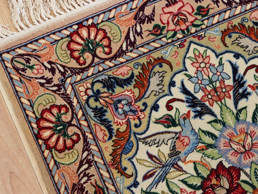 魁◆高級ペルシャ絨毯 イラン イスファハン産 ウール×シルク 手織り 116×70㎝ 花鳥図_画像4
