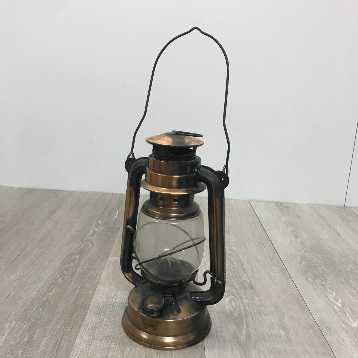 K6 オイルランタン オイルランプ ランタン 照明 灯油ランプ レトロ インテリア アウトドア キャンプ 写真小道具 ハロウィンの画像1