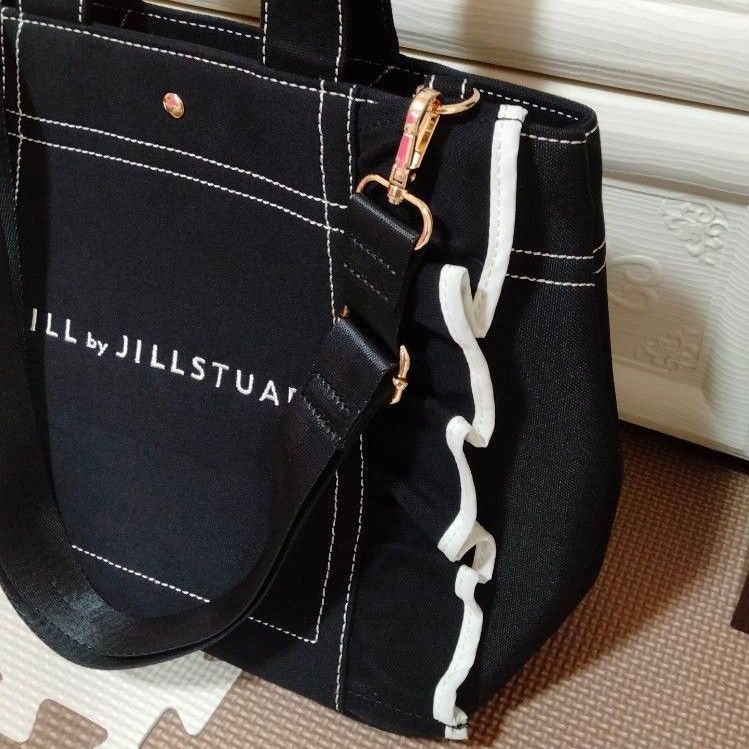 JILL BY JILLSTUART フリルトートバッグ 大 ブラック 黒