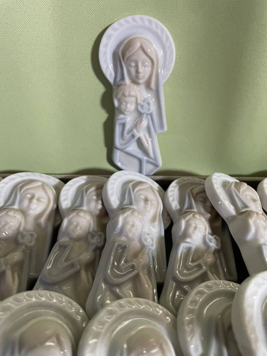 陶器　マリア・イエス様壁掛け30個セット