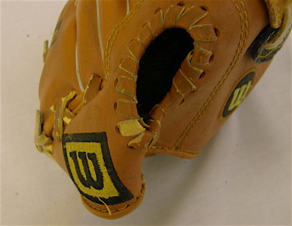 ★軟式少年用グローブ 低学年用 WILSON MLB T-Ball Modelの画像4