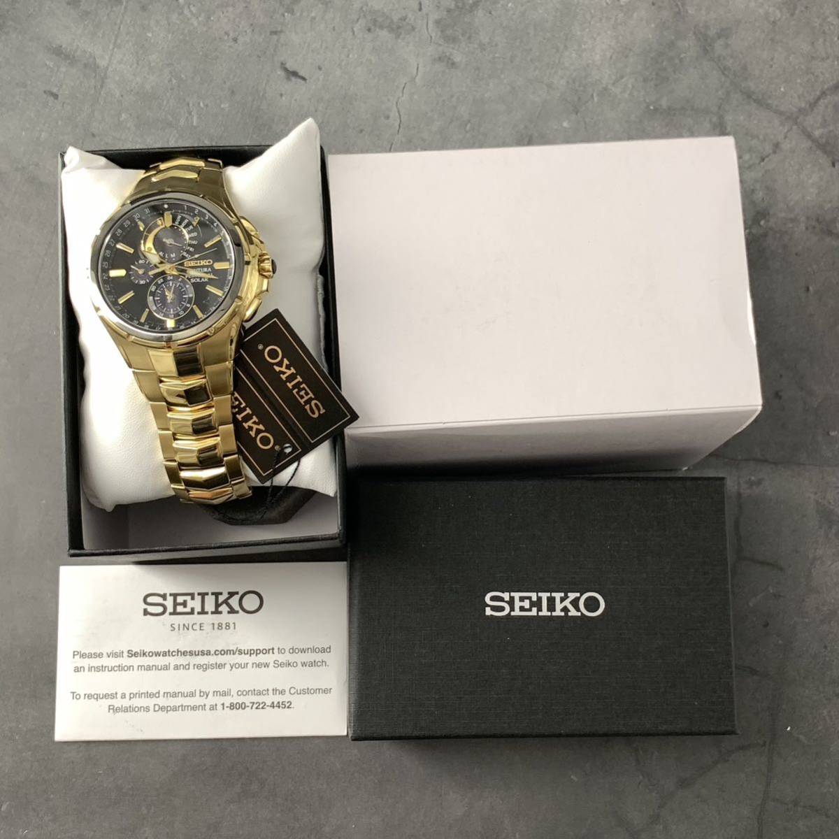 [ new goods with translation ] Seiko high grade Coach .la/ COUTURA Perpetual SSC700 chronograph solar SEIKO men's wristwatch Gold night light 
