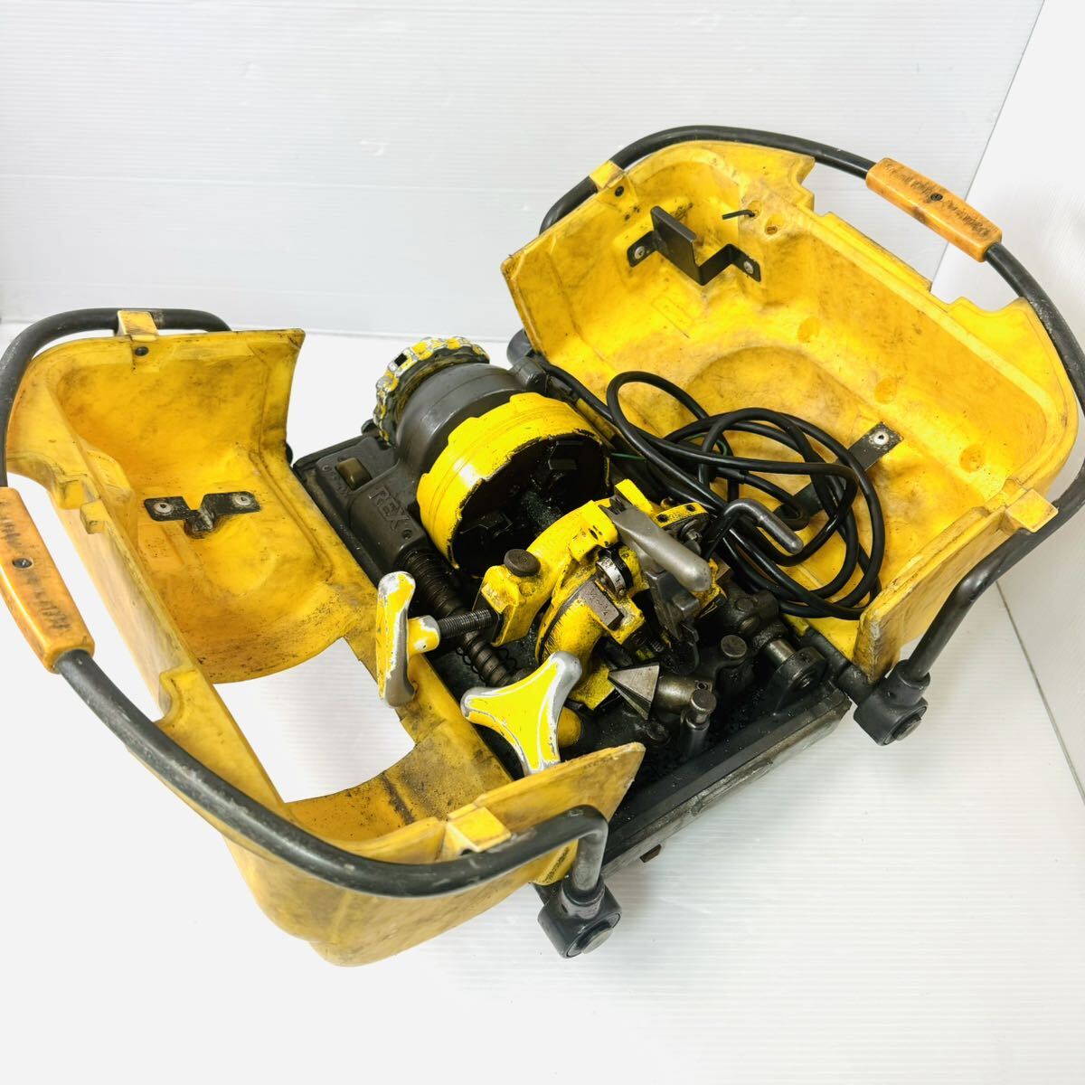 中古品 REX レッキス パッケージタイプ ねじ切り機 パイプマシン 中古品 REX レッキス パッケージタイプ ねじ切り機 パイプマシン