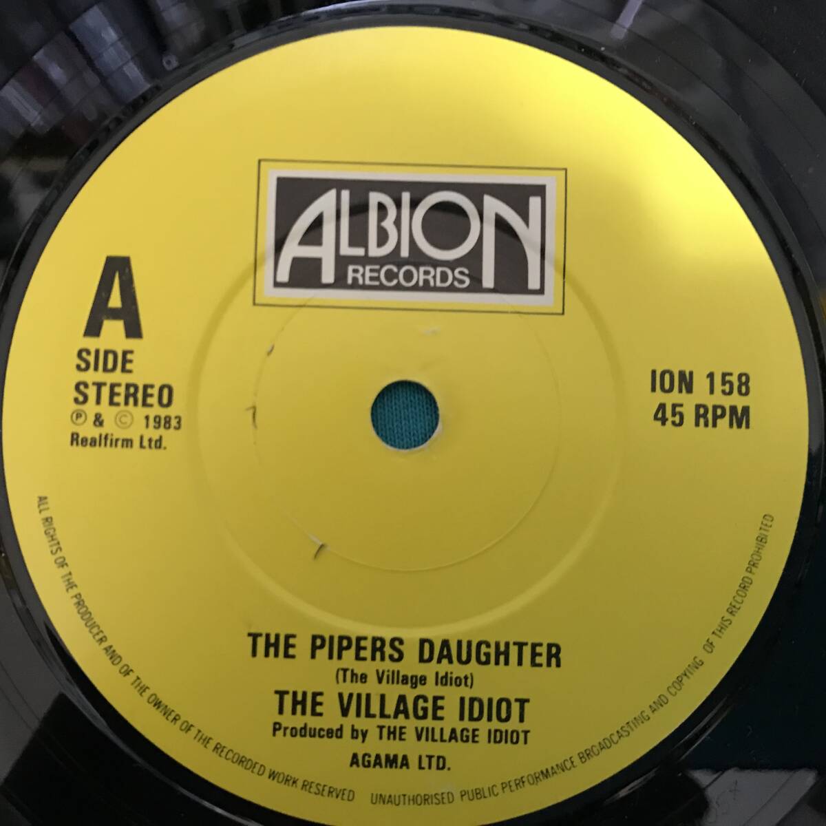 7”●The Village Idiot / The Pipers Daughter UKオリジナル盤 ION 158 トラッド ケルティック・パブロック PUB ROCK_画像3