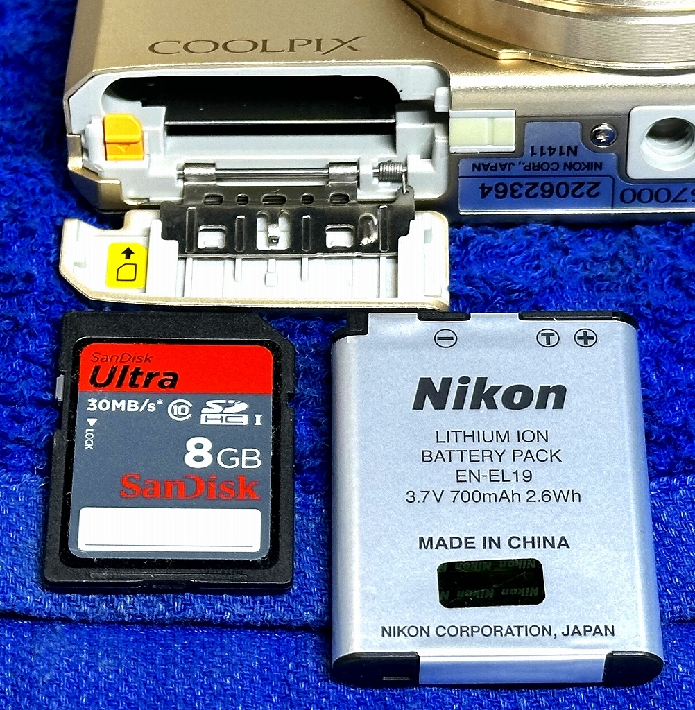 中古カメラ ニコン デジタルカメラ Nikon COOLPIX S7000、外装痛みあり_画像8