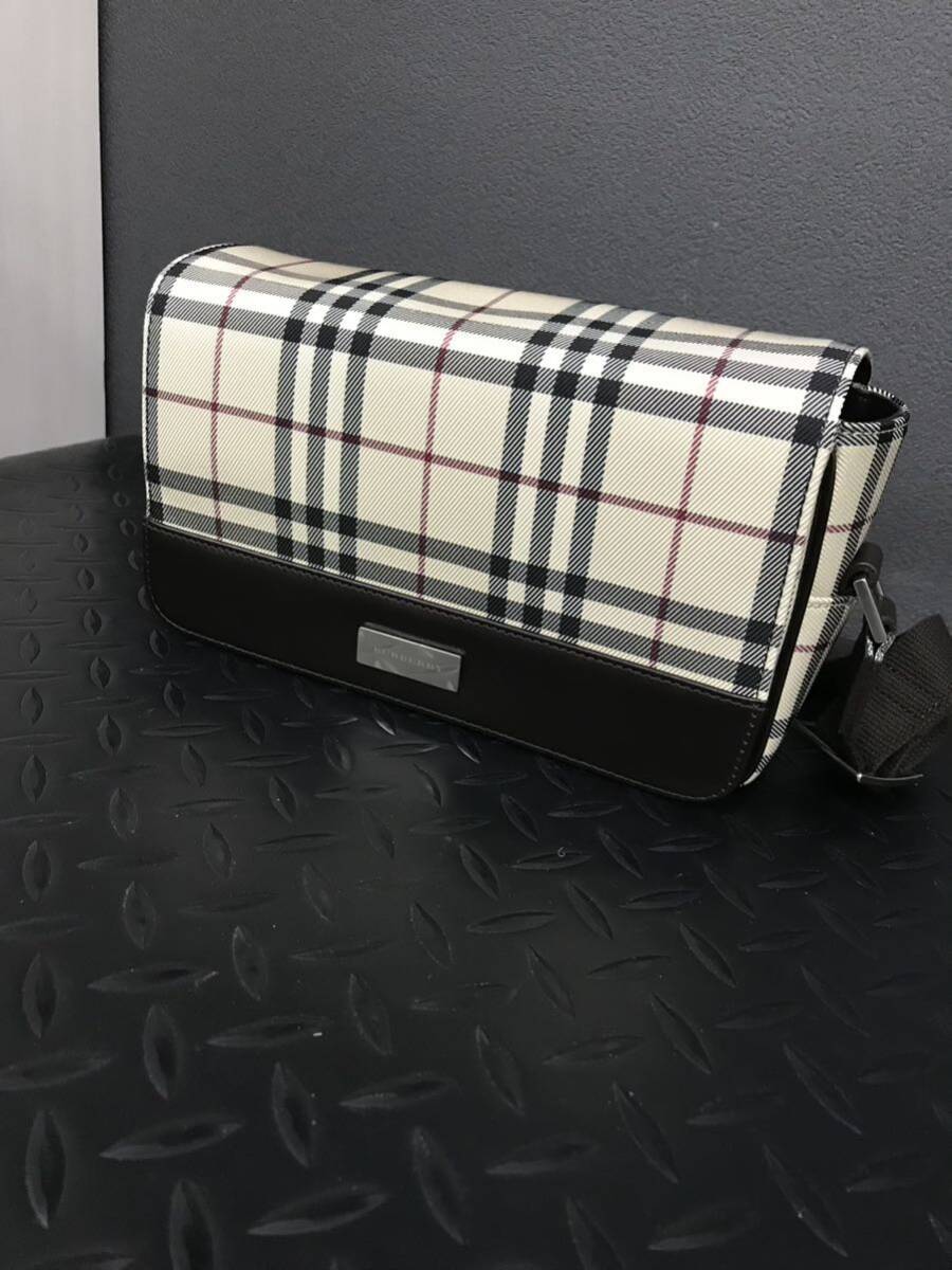 C826★美品 BURBERRY バーバリー ノバチェック ショルダーバッグ クロスボディ ベージュ ブラウン_画像3