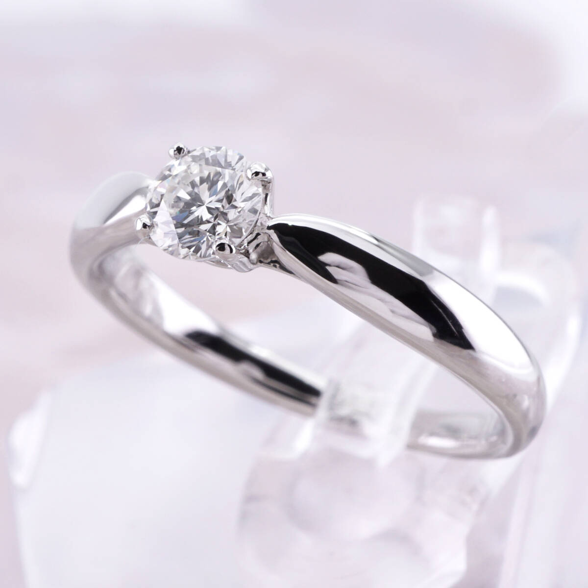 31951 ★Tiffany&Co.★ ハーモニー ダイヤリング 婚約指輪 0.245ct_画像2