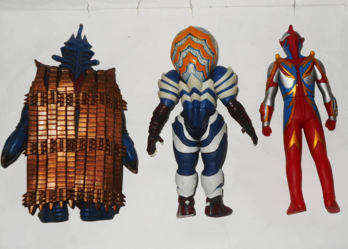 ウルトラマンメビウス☆中古ソフビバーニングメビウス ガッツ ウルトラマンメビウス☆中古ソフビバーニングメビウス ガッツ