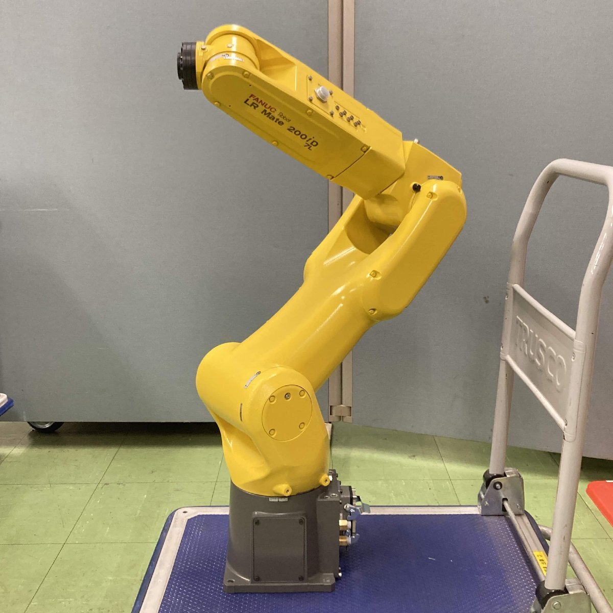 Robot LR Mate 200iD 産業用ロボット FANUC 産業用ロボットの画像1