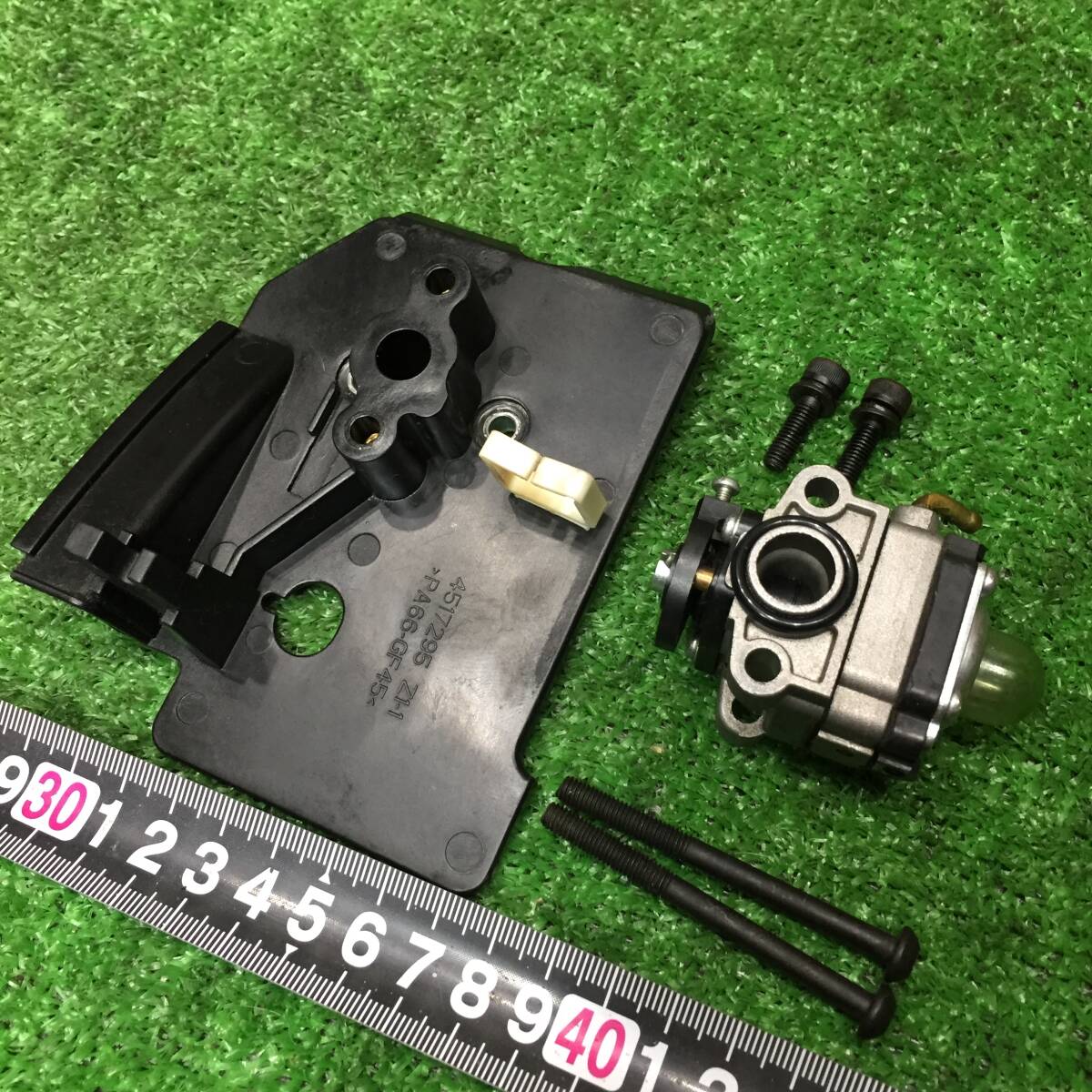 マキタ インシュレーター MEX2650LH キャブレター MM4 4スト マキタ インシュレーター MEX2650LH キャブレター MM4 4スト
