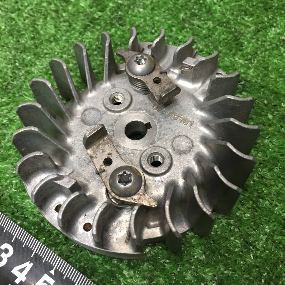 ゼノア フライホイール GZ4350EZ ポール ストッパー UK-09701 ゼノア フライホイール GZ4350EZ ポール ストッパー UK-09701