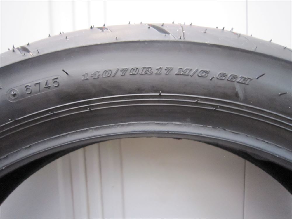 ダンロップ GPR300前後セット 110/70R17,140/70R17 CBR250RR新車外し YZF-R25,GSX-R250,ZX-25R,NINJA250_画像6