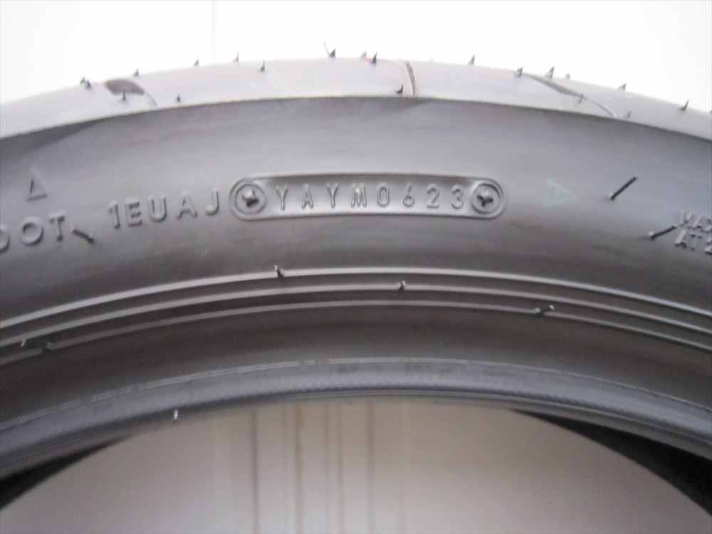 ダンロップ GPR300前後セット 110/70R17,140/70R17 CBR250RR新車外し YZF-R25,GSX-R250,ZX-25R,NINJA250_画像7