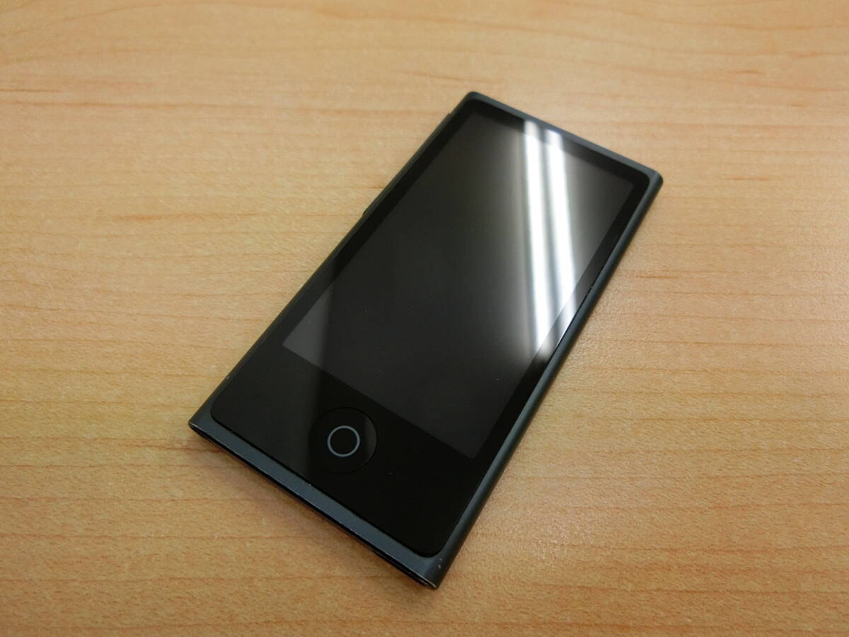 (931) Apple iPod nano 第7世代 A1446 (MD481J) 16GB グレー 詳細不明の画像1