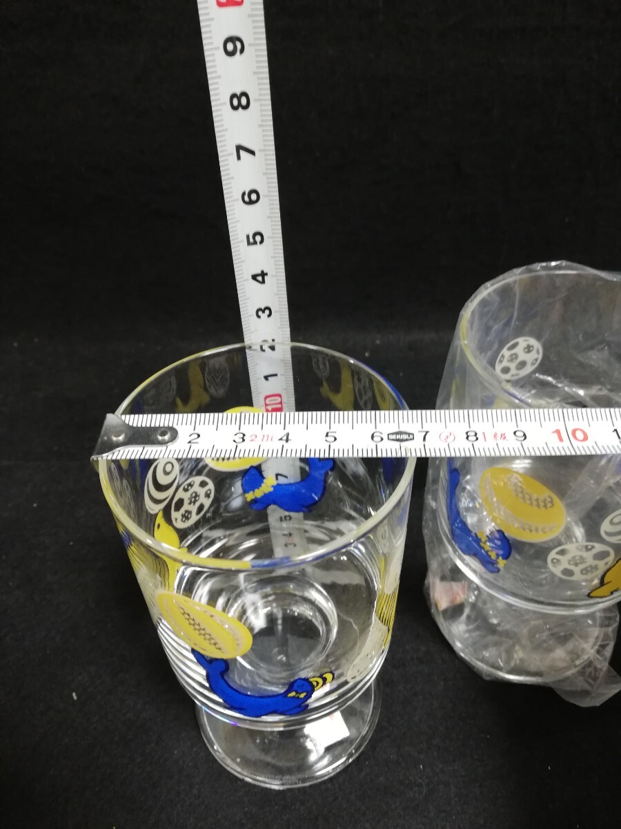 A3142.【未使用】 昭和レトロ 当時物　アデリアグラス　魔法のグラス　アシカ　2客 ガラスコップ 脚付きグラス/60_画像5