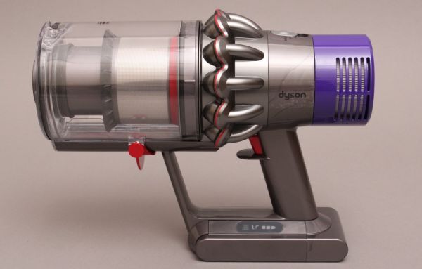 良品 ダイソン dyson Cyclone V10 Fluffy SV12 コードレスクリーナー 掃除機 ハンディクリーナー サイクロン式 軽量 ＃140〇653/b.cの画像2