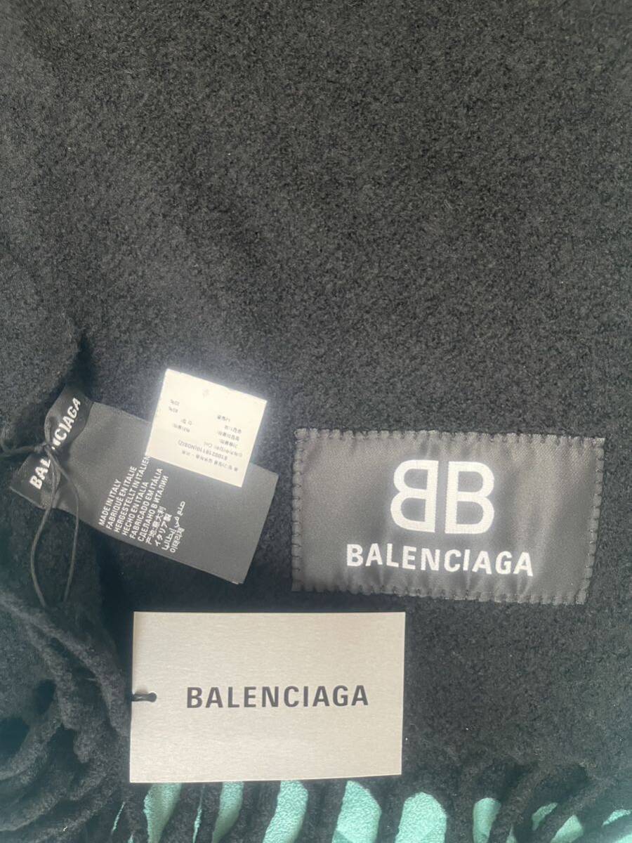 新品未使用　正規品 イタリア製 バレンシアガ BALENCIAGA ロゴ フリンジ マフラー ブラック　サイズ230cm×38cm タグ付け　専用紙袋付_画像3