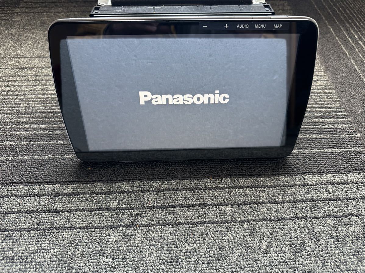 Panasonic パナソニック CN-F1D メモリーナビ フルセグ 9インチ セキュリティーコード解除済の画像1
